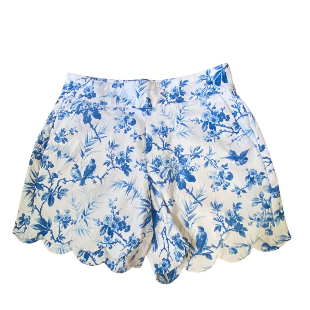 Crown and IvyBlue and White Toile Bird Floral Scalloped Hem Shorts Coastal Sz 4